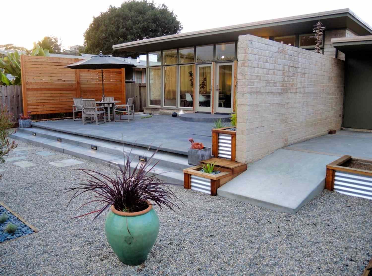 midcentury modern landscape design