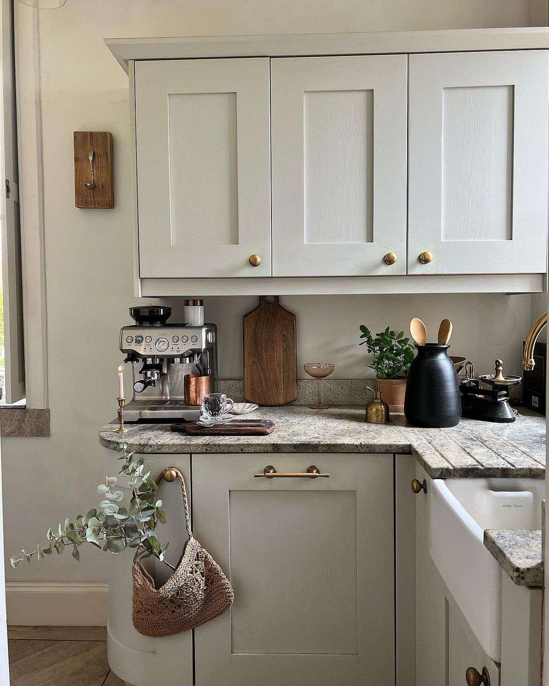 πάγκοι από γρανίτη και χωρίς backsplash