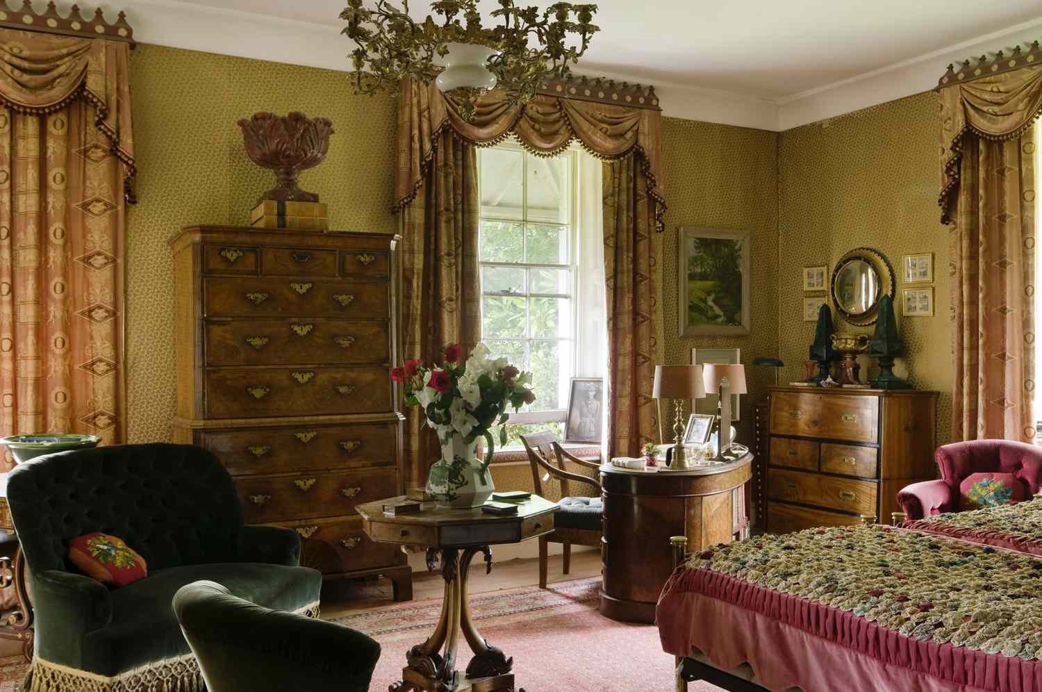 highboy dresser