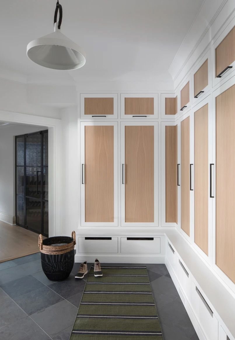 ιδέες φινίρισμα ντουλαπιών αποθήκευσης mudroom