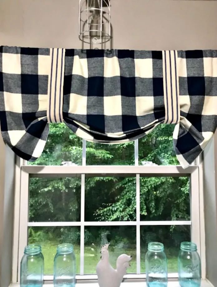 Μαύρο και άσπρο καρό DIY κουρτίνες