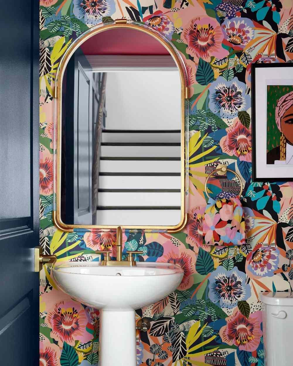 maximalist bathroom