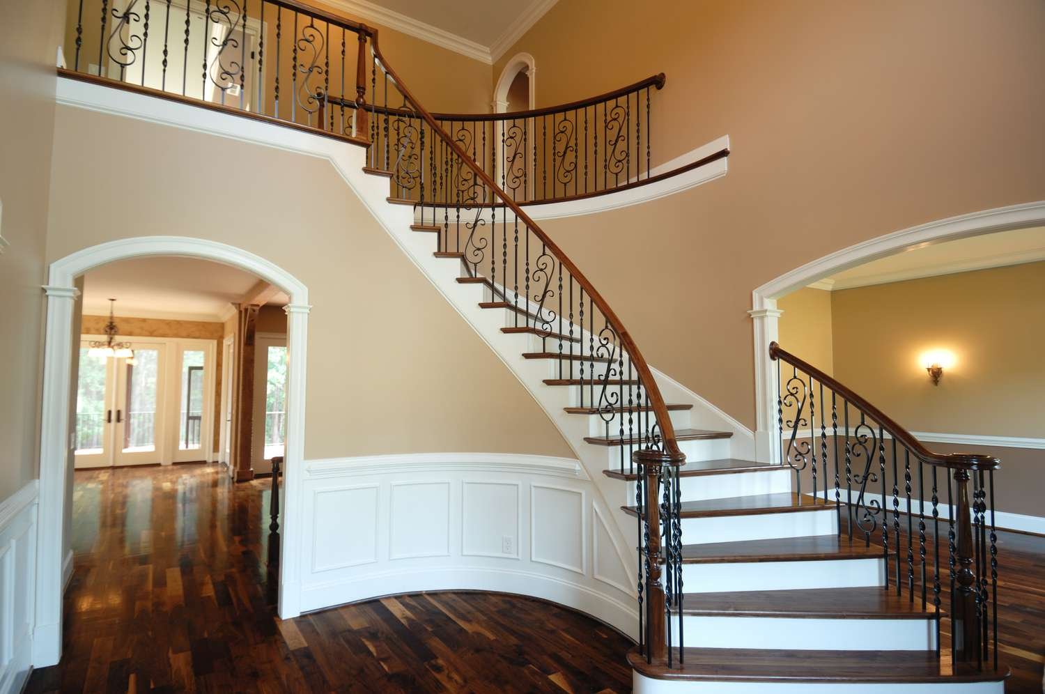 curved staircase