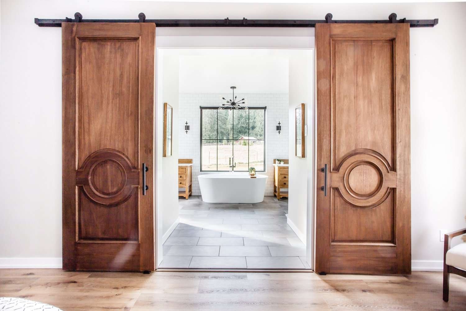 large-scale bathroom floor tile ideas