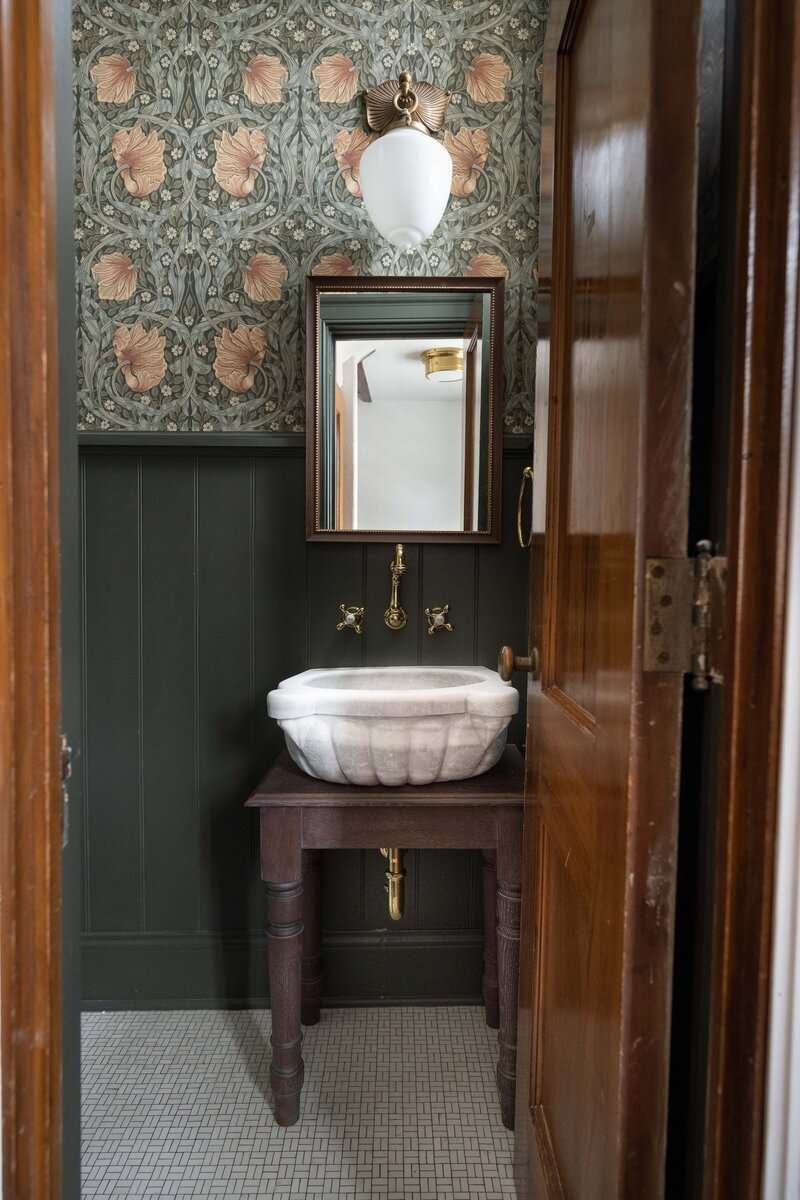 small bathroom subway tile ideas