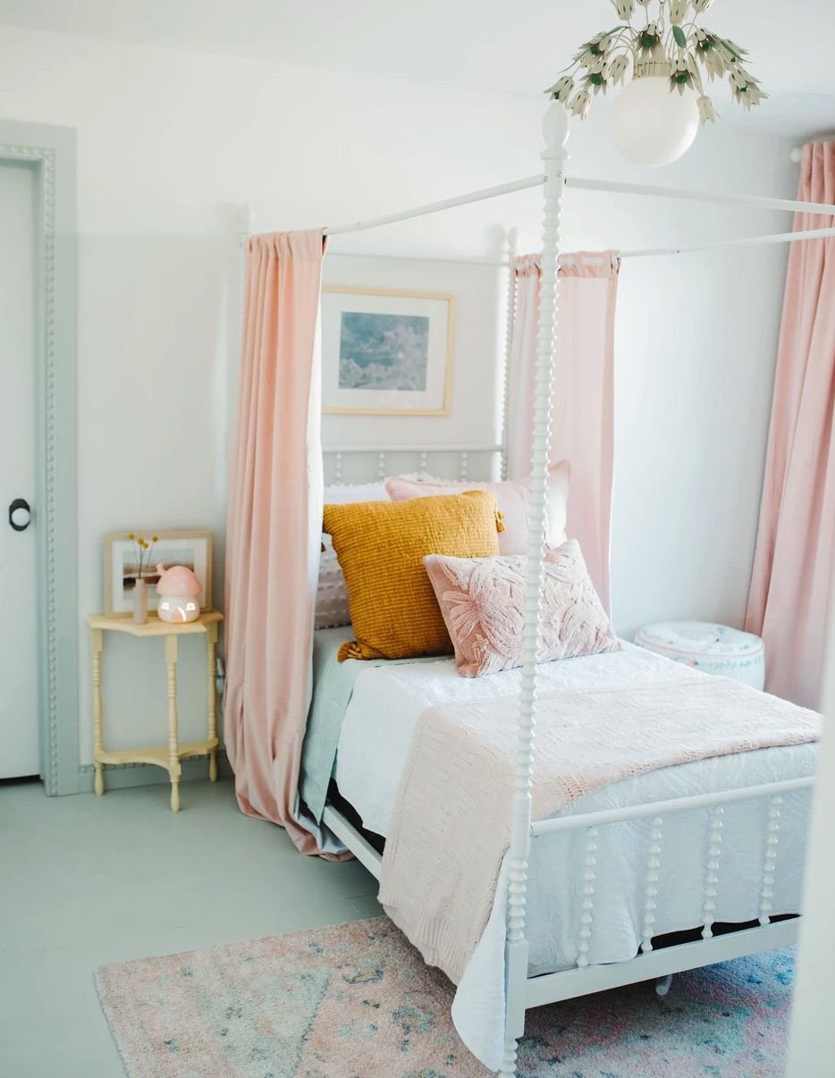 canopy bed curtain ideas