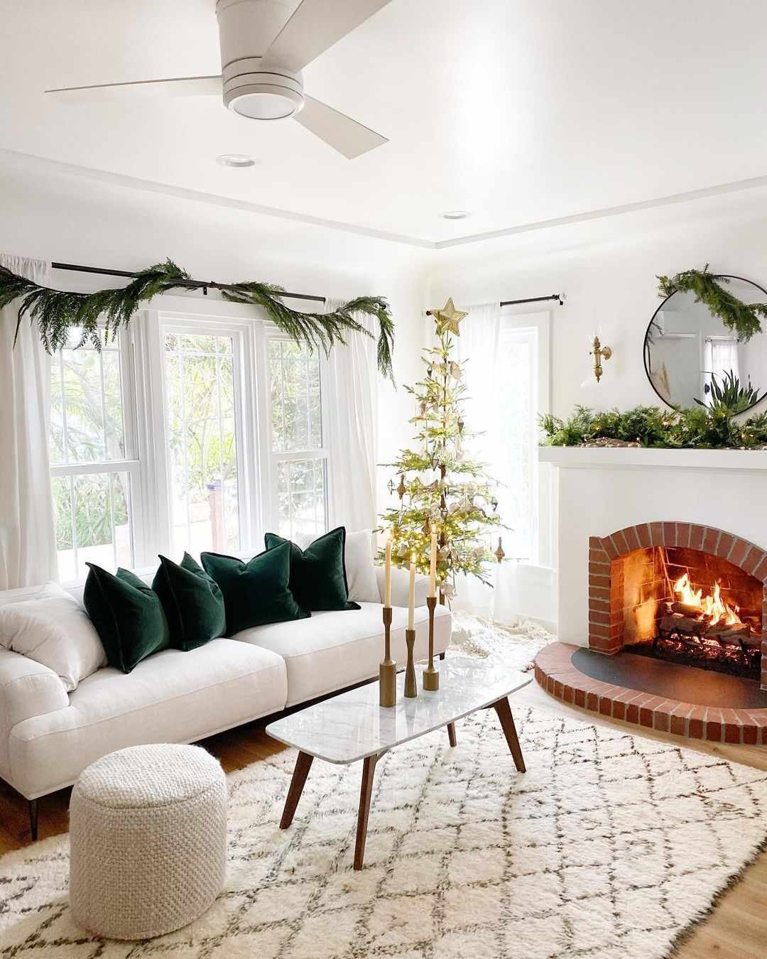 green white and gold christmas decor