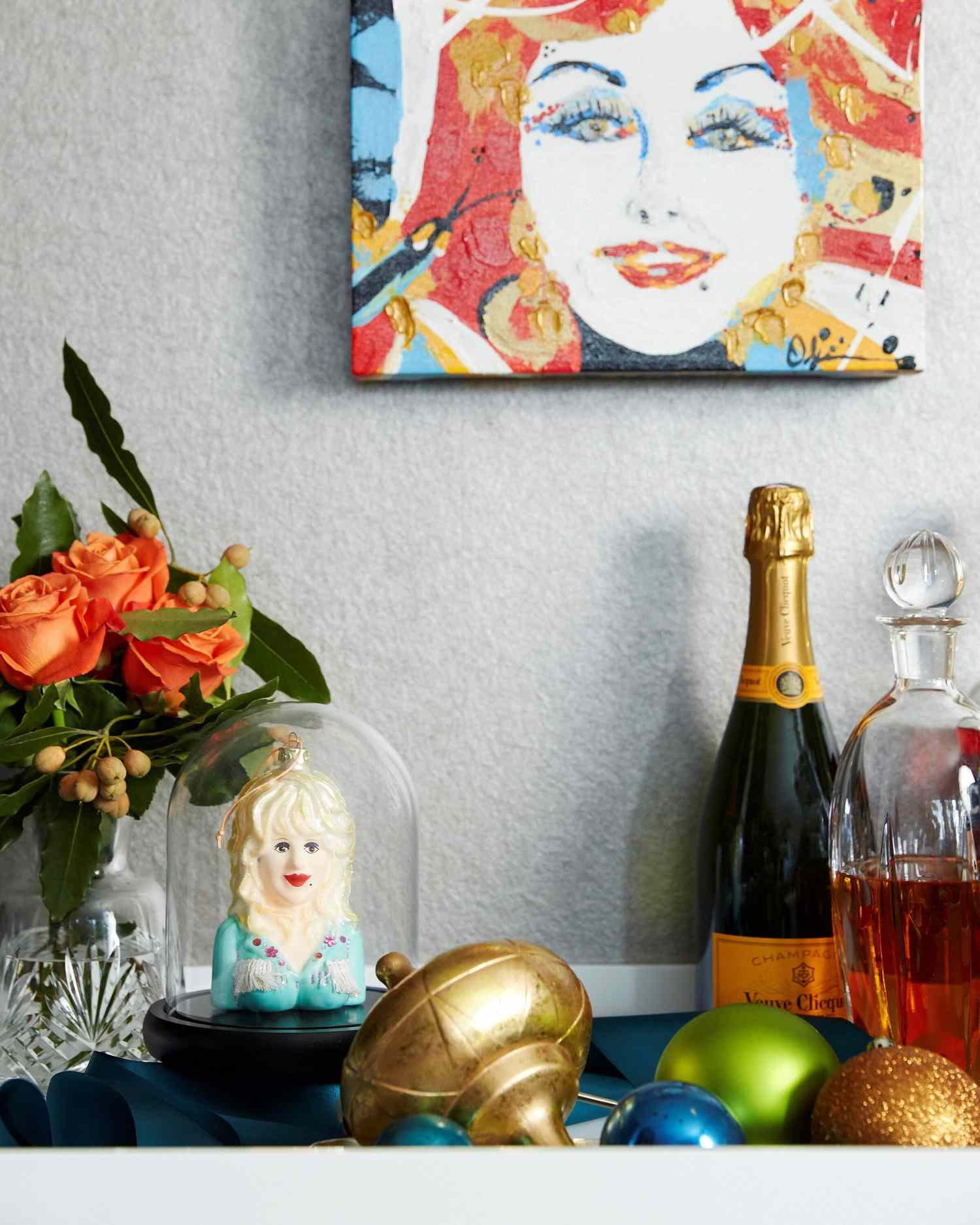 kitschy christmas decor