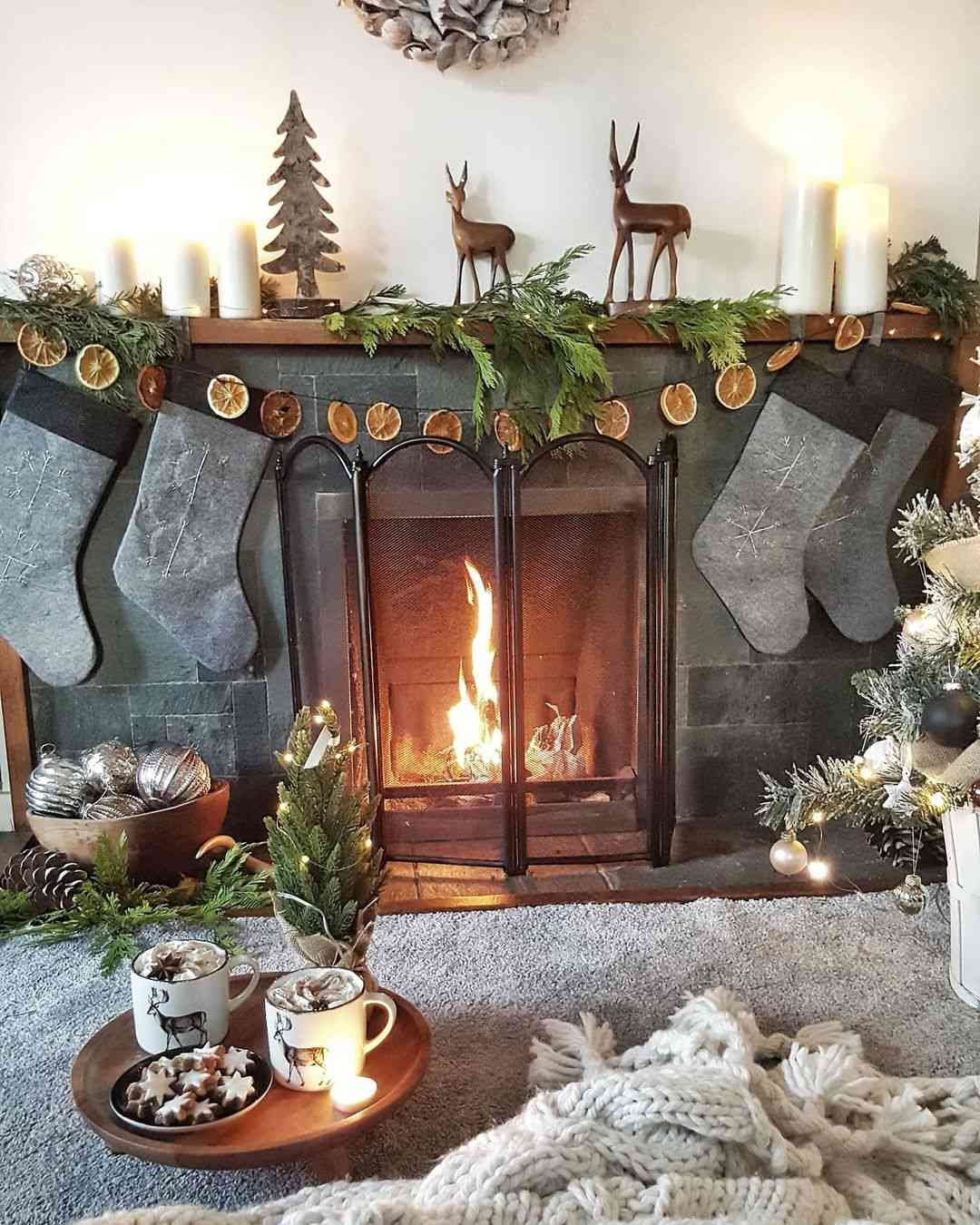 rustic christmas mantel decorations