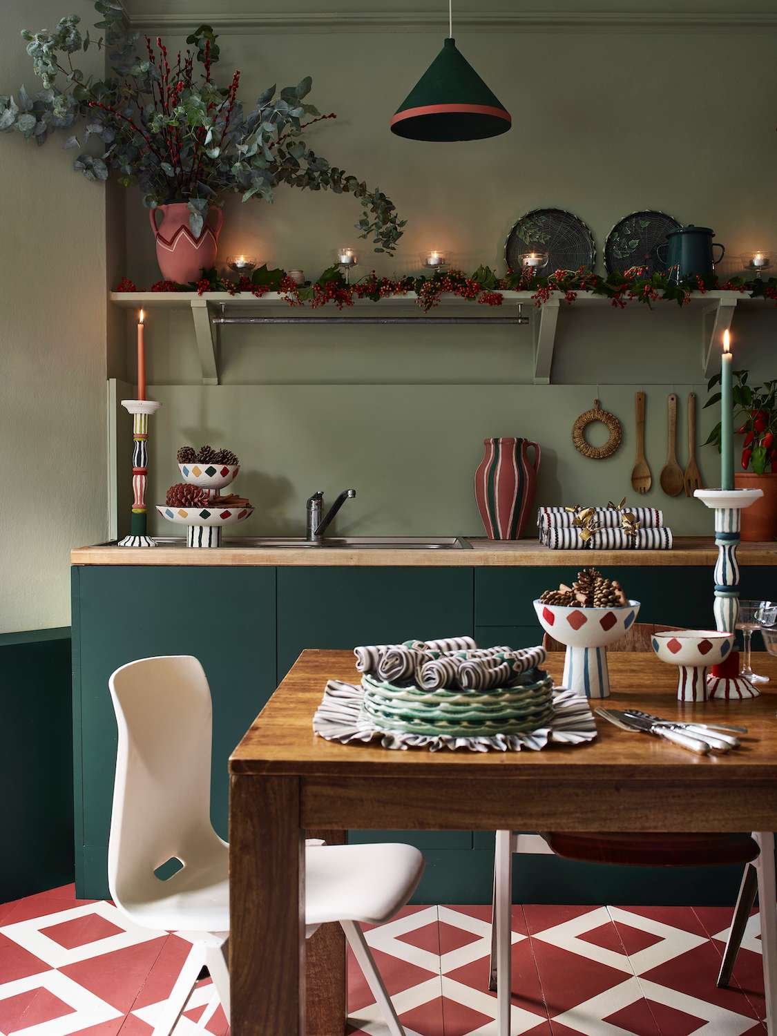 christmas kitchen decor ideas with holly