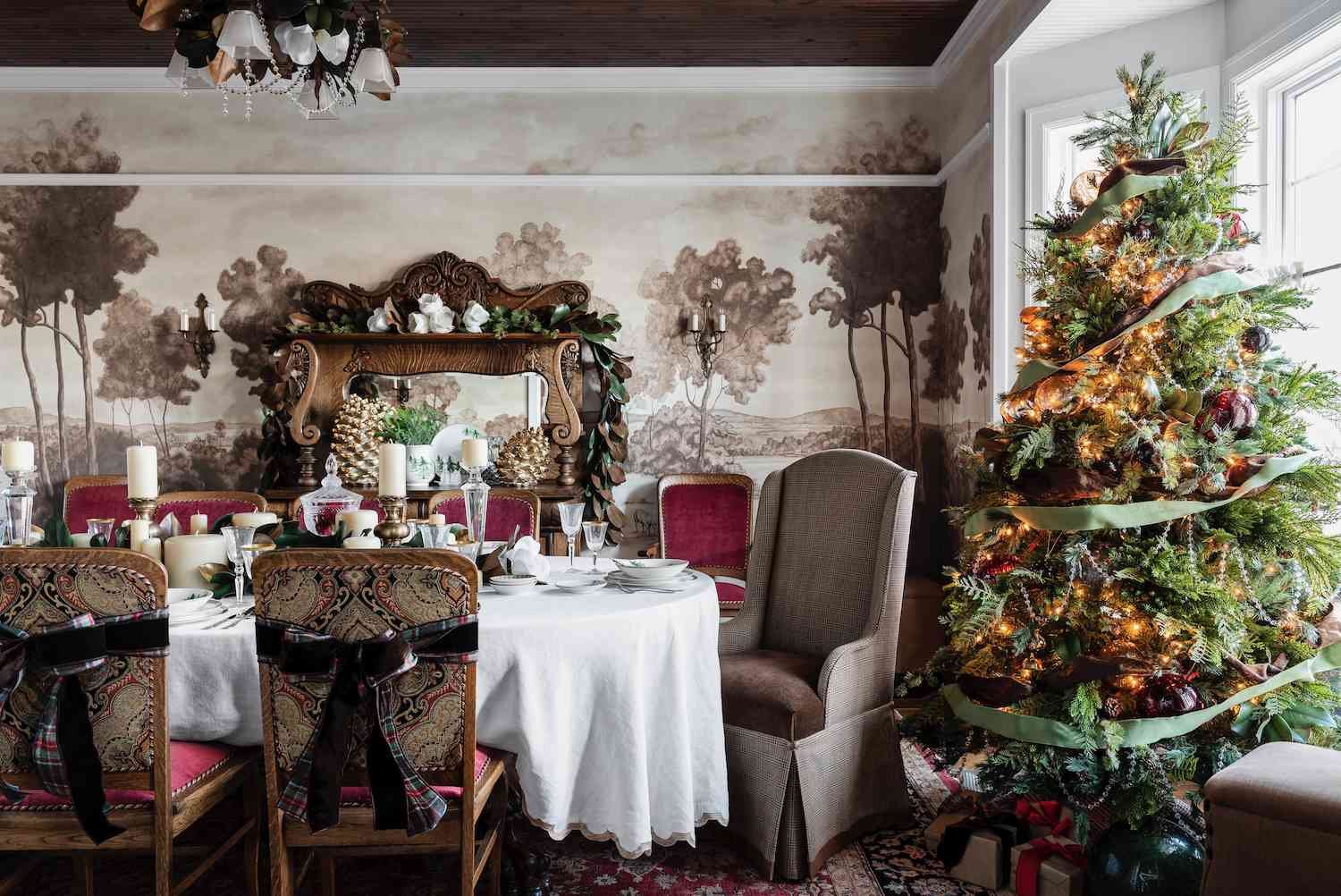 rustic elegant christmas dining room decorations