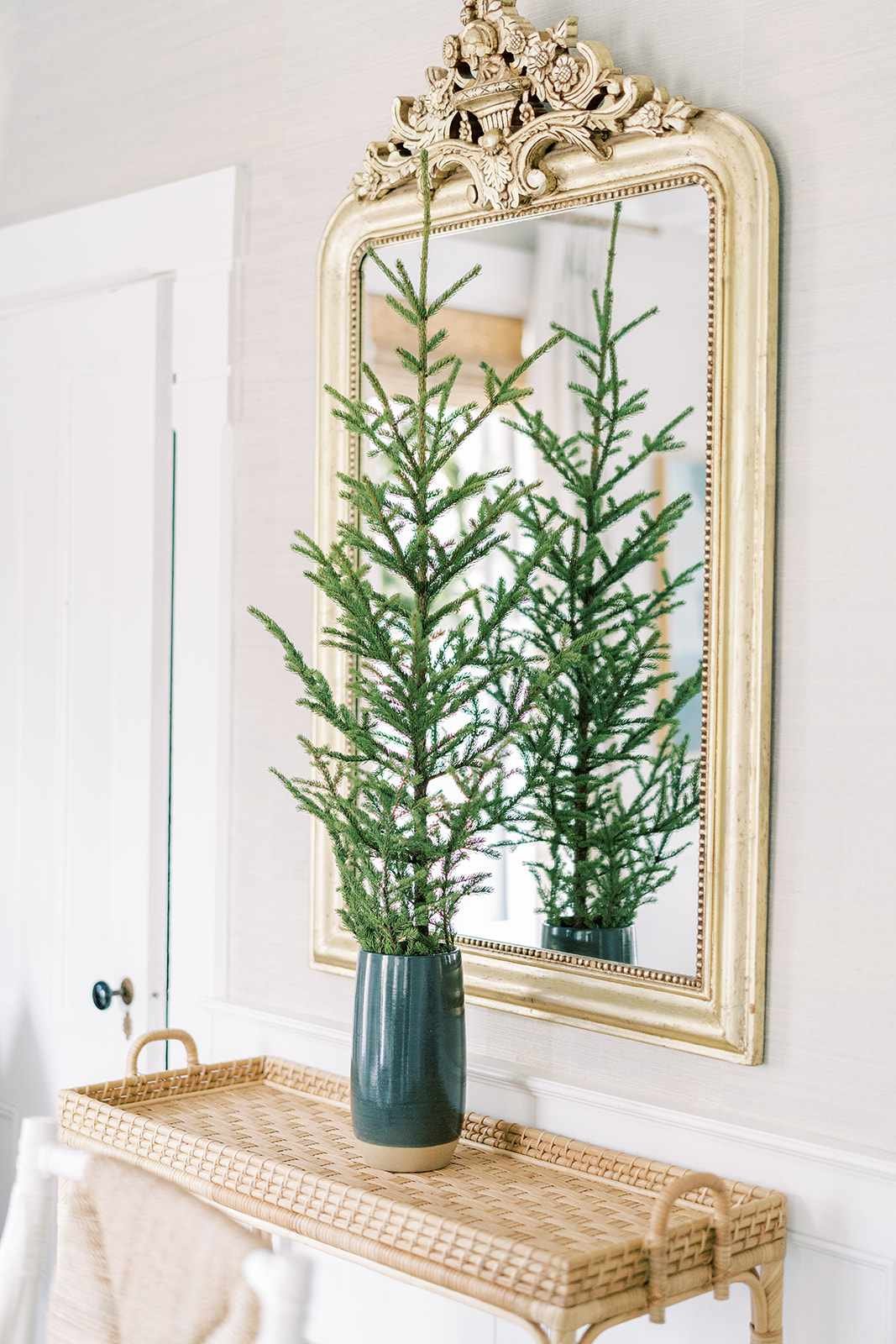 christmas dining room