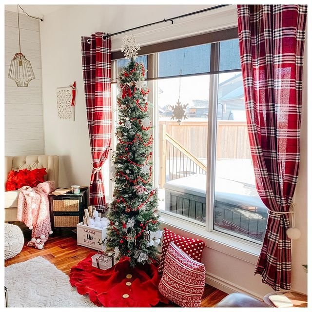 christmas living room decorations plaid curtains