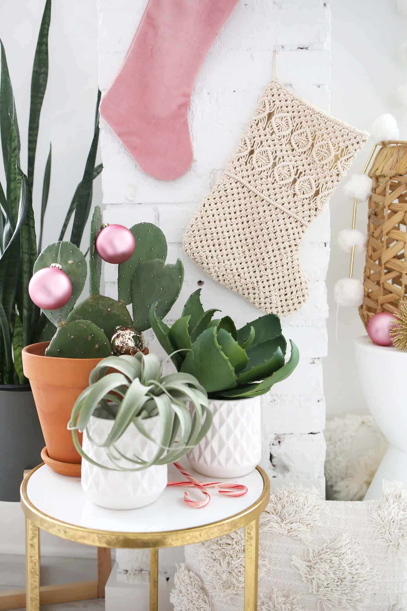 boho-style christmas decor