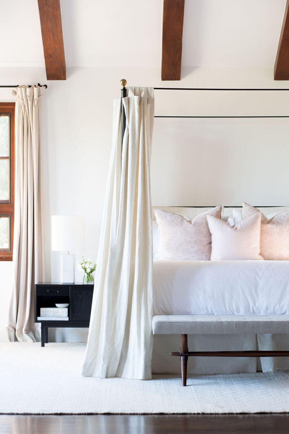 modern canopy bed ideas