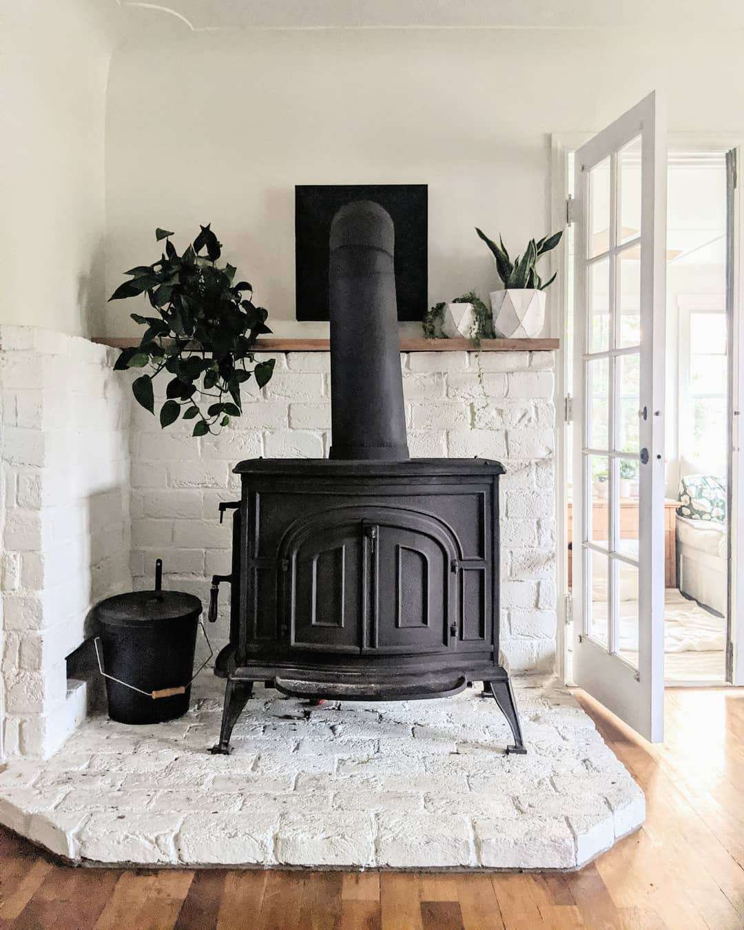 Wood burning stove