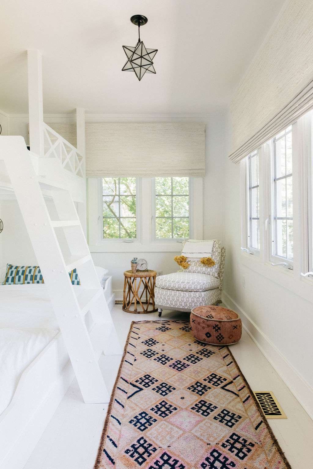 kids' bunk room paint ideas