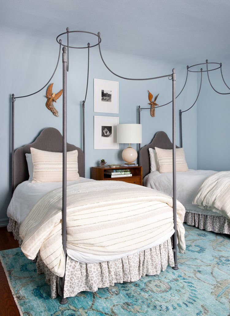 sky blue kids' room paint ideas 