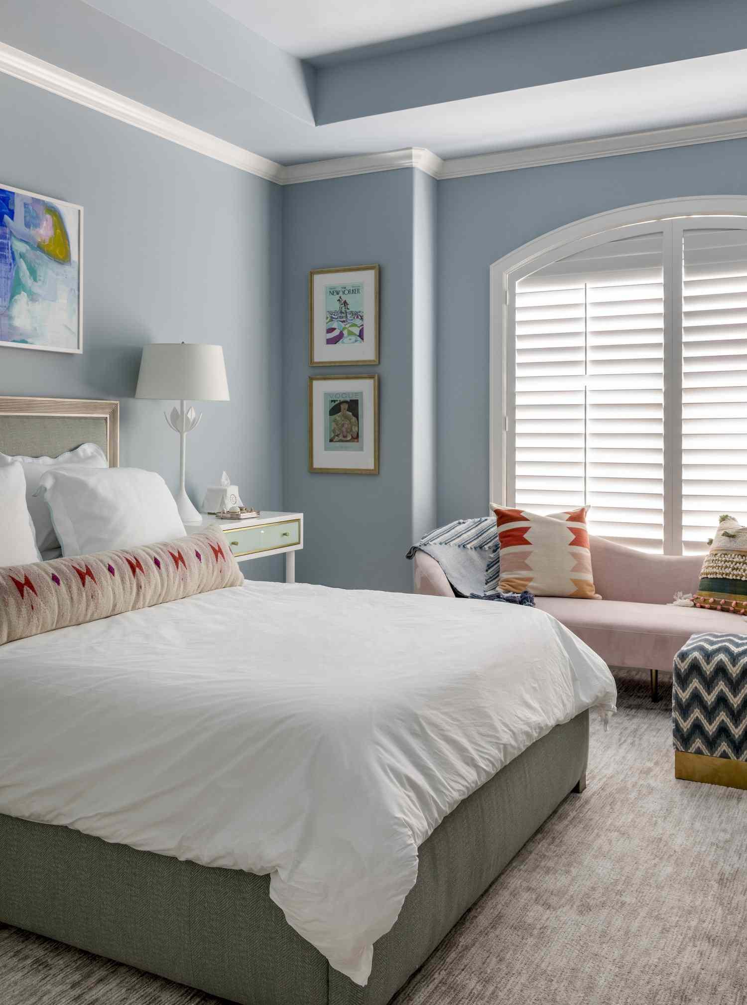 blue and white kids' room paint ideas