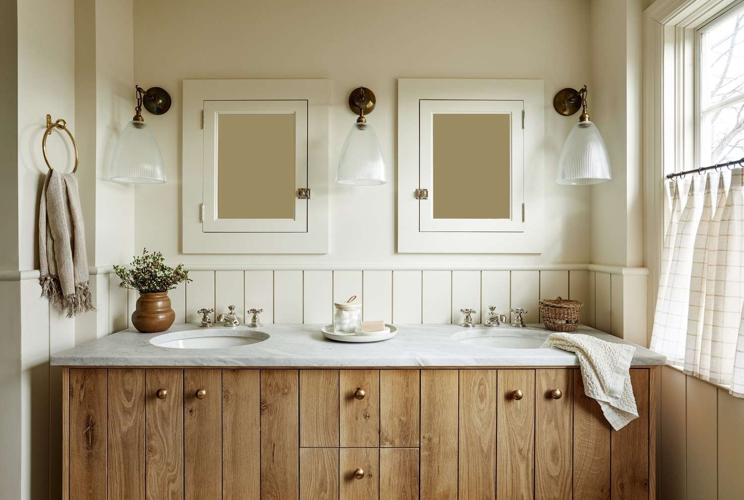 shiplap wainscoting bathroom
