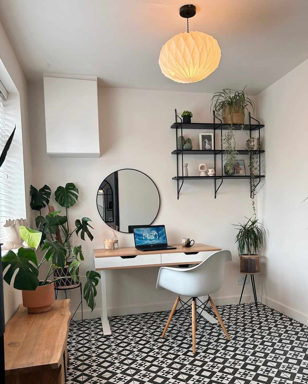 metal shelving unit
